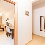 F & B Collection - 2 Bedroom Flat Apartment