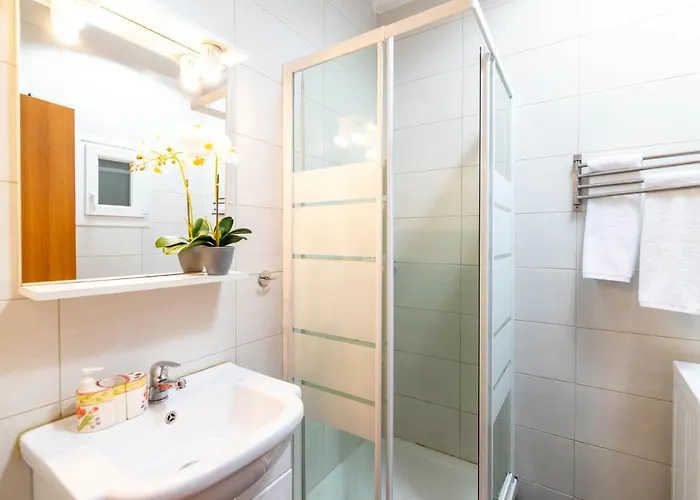 F & B Collection - 2 Bedroom Flat Διαμέρισμα