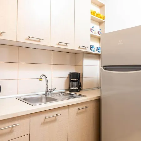 F & B Collection - 2 Bedroom Flat Lejlighed