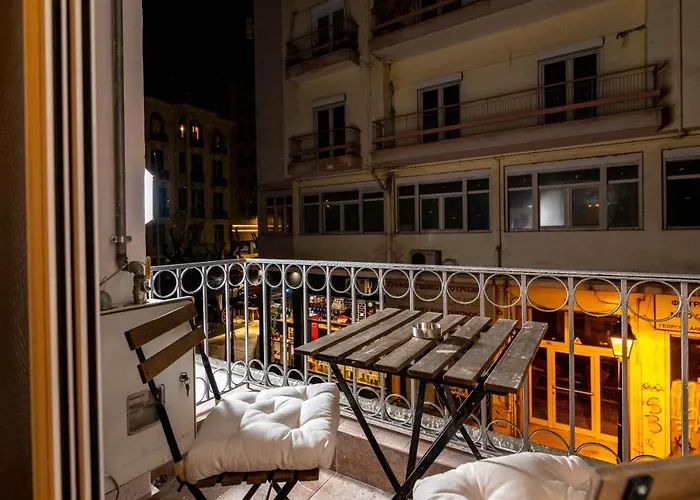 F & B Collection - 2 Bedroom Flat Thessaloniki