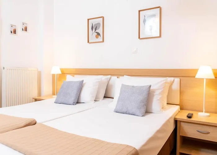 Апартаменты F & B Collection - 2 Bedroom Flat *
